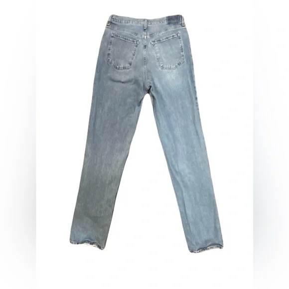 Abercrombie & Fitch Ultra High Rise 90s Straight Jeans – Medium Wash (31 / 12X) - Picture 9 of 10
